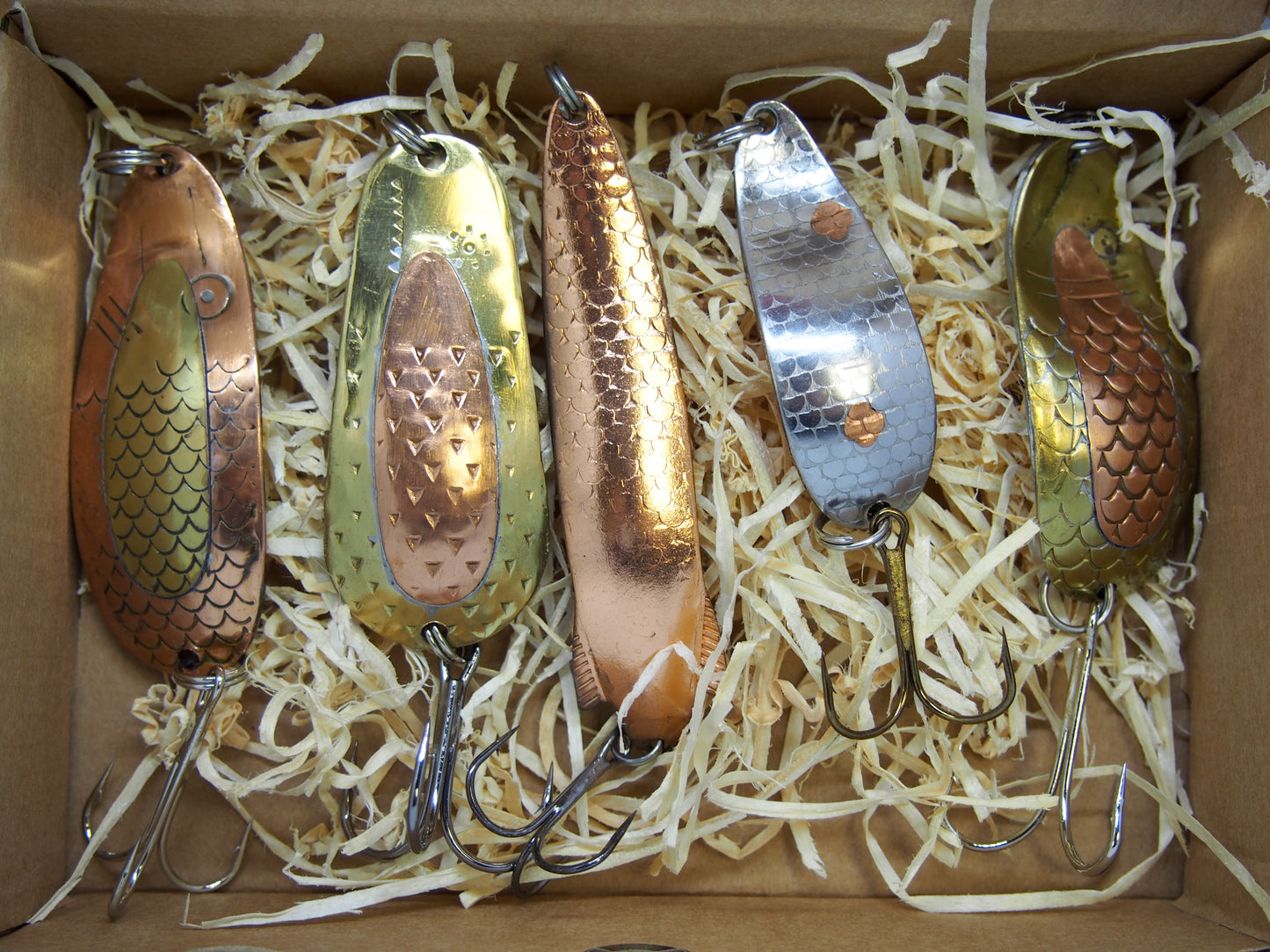 classic fishing spoon set, handmade fishing spoons, gold pike spoons, salmon lure copper with treble hook, 5 pieces