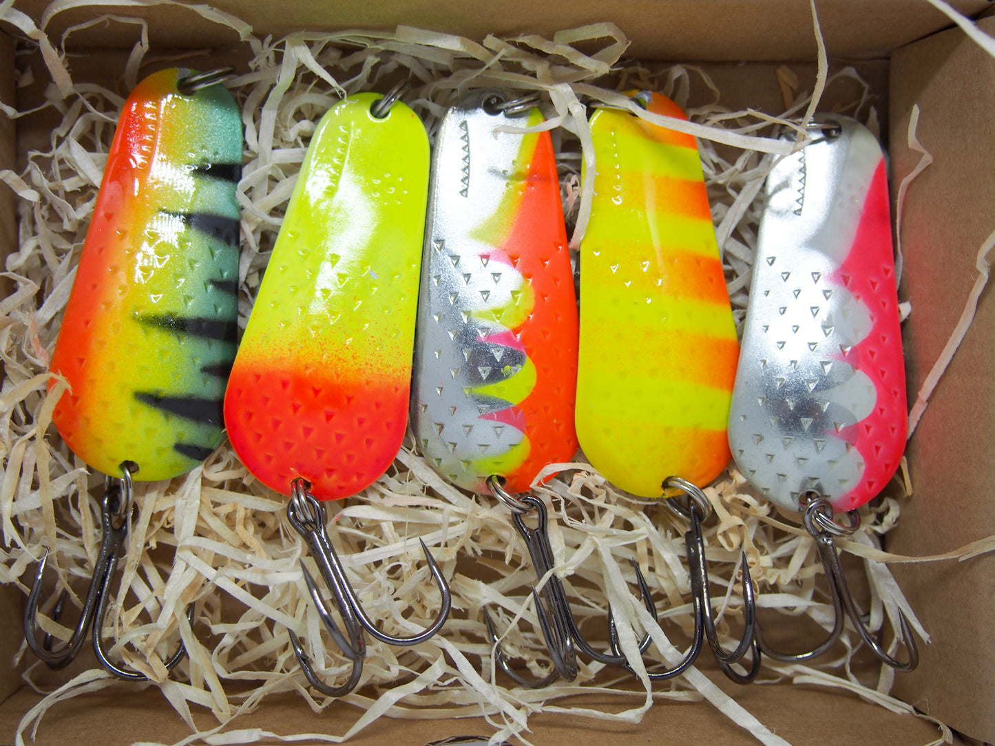 set of bright colour fishing spoons for pike and perch 5 pieces